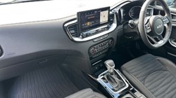 2025 (75) KIA XCEED 1.0T GDi ISG 113 GT-Line 5dr DCT 5706525