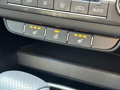 2025 (75) KIA XCEED 1.0T GDi ISG 113 GT-Line 5dr DCT