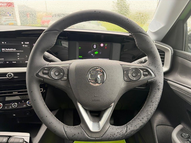 2025 (25) VAUXHALL MOKKA 100kW Griffin 50kWh 5dr Auto 5764714