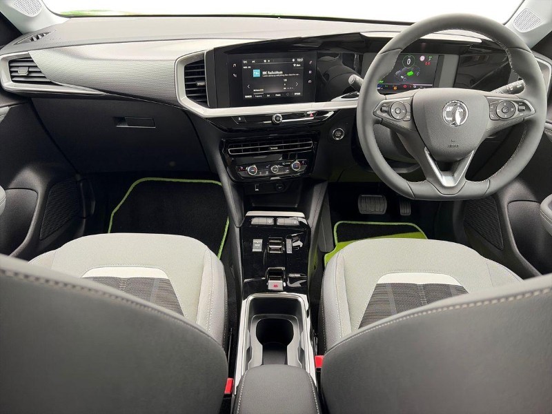 2025 (25) VAUXHALL MOKKA 100kW Griffin 50kWh 5dr Auto 5764707