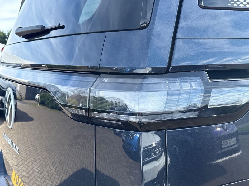 2024 (24) VOLKSWAGEN ID. BUZZ 150kW Life Pro 77kWh 5dr Auto 5751308