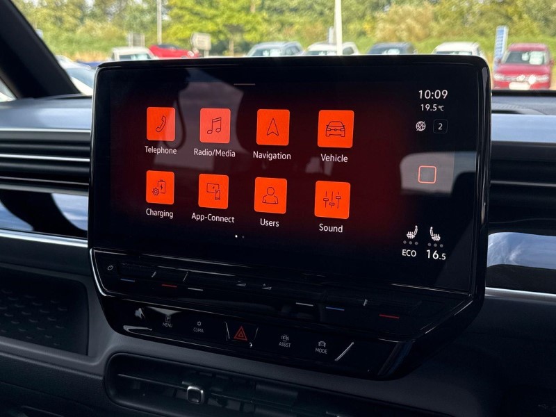 2024 (24) VOLKSWAGEN ID. BUZZ 150kW Life Pro 77kWh 5dr Auto 5751296