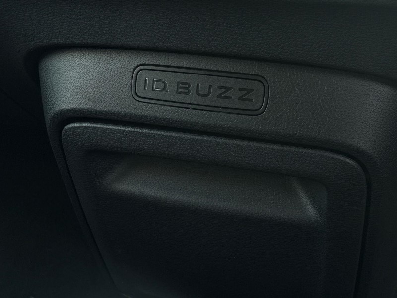 2024 (24) VOLKSWAGEN ID. BUZZ 150kW Life Pro 77kWh 5dr Auto 5751295