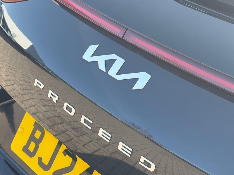 2024 (24) KIA PRO CEED 1.5T GDi ISG GT-Line 5dr 5741944