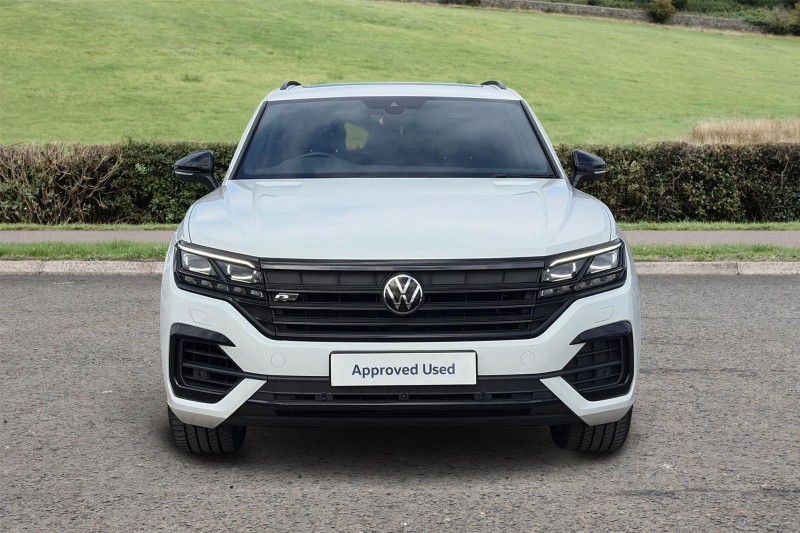 2021 (21) VOLKSWAGEN TOUAREG 3.0 V6 TDI 4Motion Black Edition 5dr Tip Auto 5781804