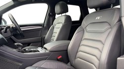 2021 (21) VOLKSWAGEN TOUAREG 3.0 V6 TDI 4Motion Black Edition 5dr Tip Auto 5781801