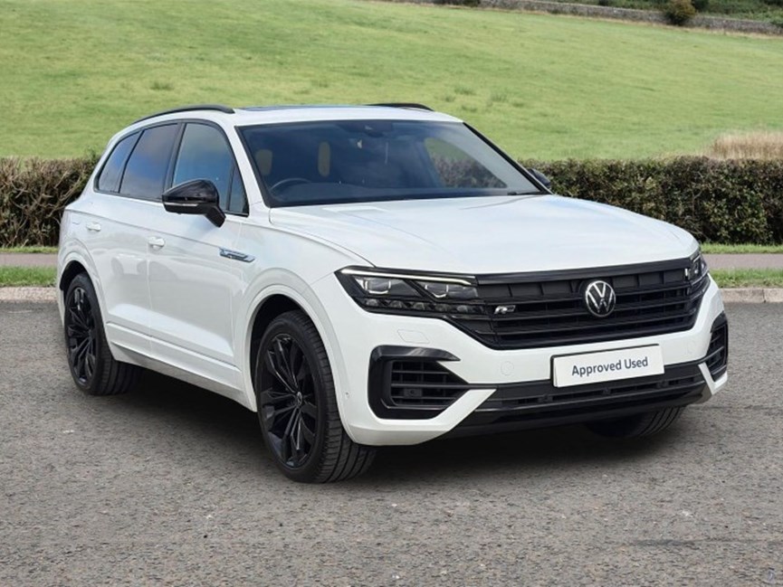 2021 (21) VOLKSWAGEN TOUAREG 3.0 V6 TDI 4Motion Black Edition 5dr Tip Auto