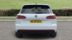 2021 (21) VOLKSWAGEN TOUAREG 3.0 V6 TDI 4Motion Black Edition 5dr Tip Auto 5781803