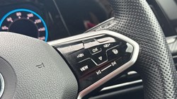 2022 (22) VOLKSWAGEN GOLF 1.5 eTSI 150 R-Line 5dr DSG 5844249