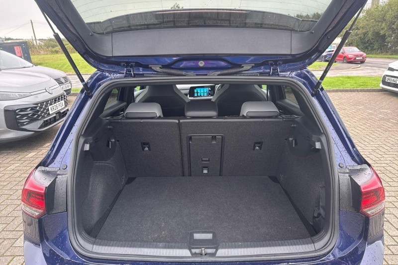 2022 (22) VOLKSWAGEN GOLF 1.5 eTSI 150 R-Line 5dr DSG 5844258