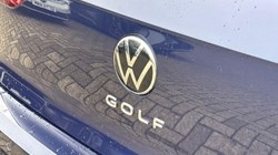 2022 (22) VOLKSWAGEN GOLF 1.5 eTSI 150 R-Line 5dr DSG 5844264