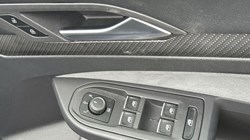 2022 (22) VOLKSWAGEN GOLF 1.5 eTSI 150 R-Line 5dr DSG 5844243