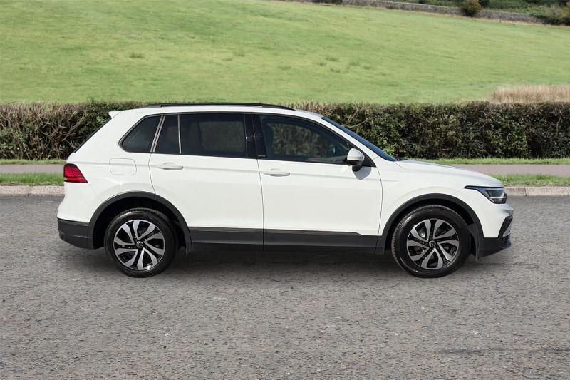 2022 (22) VOLKSWAGEN TIGUAN 1.5 TSI 150 Active 5dr 5797751