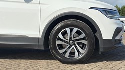 2022 (22) VOLKSWAGEN TIGUAN 1.5 TSI 150 Active 5dr 5797752