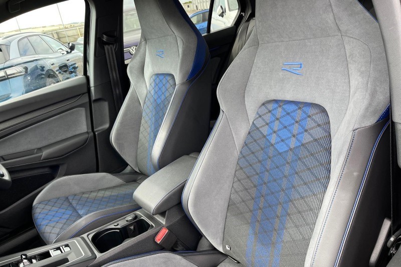 2022 (22) VOLKSWAGEN GOLF 2.0 TSI 320 R 4Motion 5dr DSG 5736580
