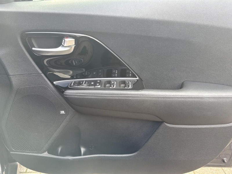 2020 (70) KIA E-NIRO 150kW 4 64kWh 5dr Auto 5776967