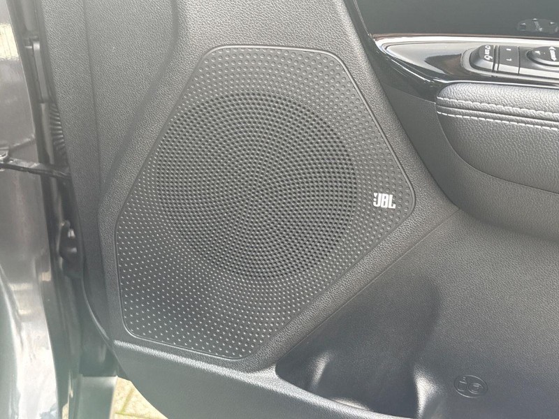 2020 (70) KIA E-NIRO 150kW 4 64kWh 5dr Auto 5776968