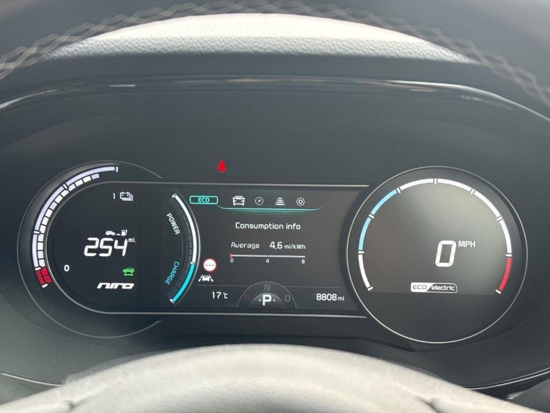 2020 (70) KIA E-NIRO 150kW 4 64kWh 5dr Auto 5776976