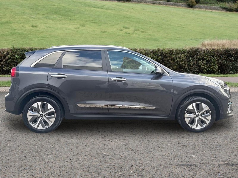 2020 (70) KIA E-NIRO 150kW 4 64kWh 5dr Auto 5776959