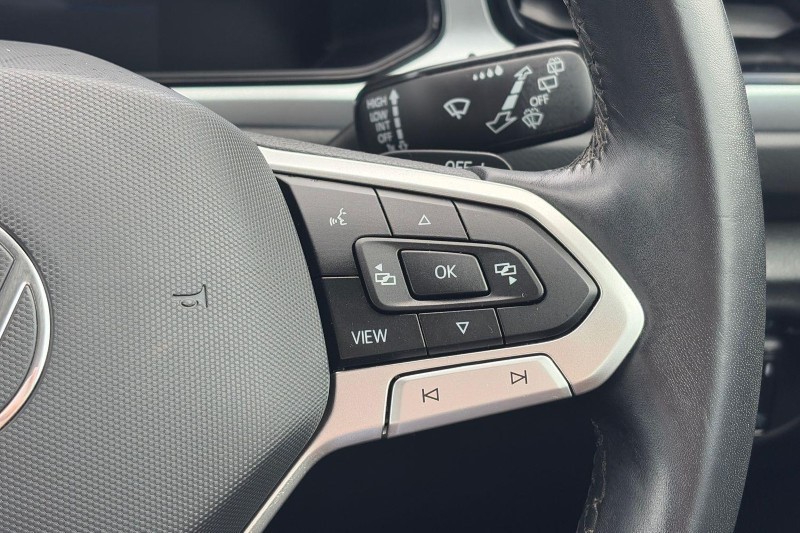 2022 (72) VOLKSWAGEN T-ROC 1.5 TSI Life 5dr DSG 5761900