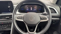 2022 (72) VOLKSWAGEN T-ROC 1.5 TSI Life 5dr DSG 5761898