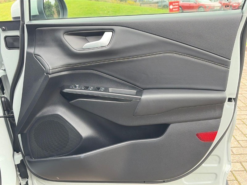 2024 (74) FORD PUMA 1.0 EcoBoost Hybrid mHEV Titanium 5dr 5778153