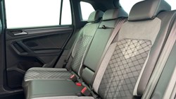 2022 (22) VOLKSWAGEN TIGUAN 2.0 TDI R-Line 5dr DSG 5851718