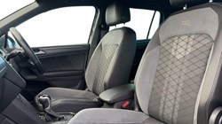 2022 (22) VOLKSWAGEN TIGUAN 2.0 TDI R-Line 5dr DSG 5851717