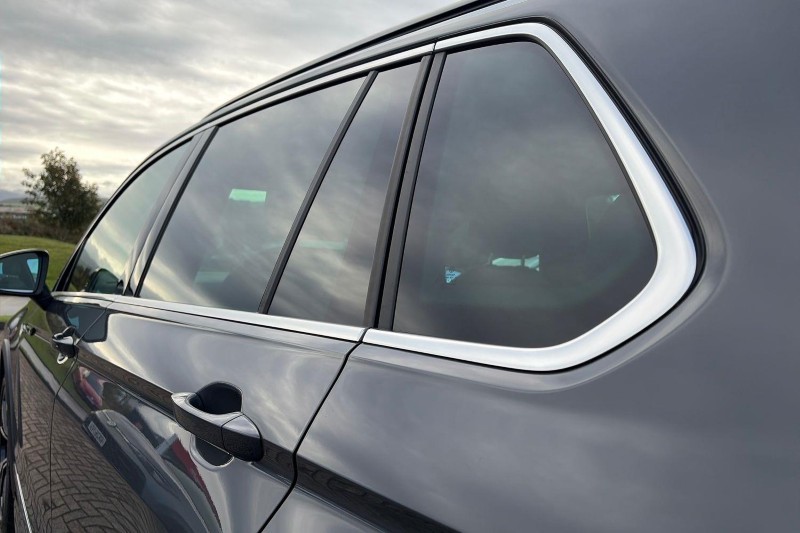 2022 (22) VOLKSWAGEN TIGUAN 2.0 TDI R-Line 5dr DSG 5851745