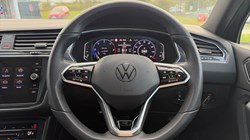 2022 (22) VOLKSWAGEN TIGUAN 2.0 TDI R-Line 5dr DSG 5851728