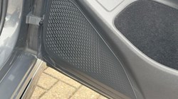2025 (75) VOLKSWAGEN GOLF 1.5 TSI 150 R-Line 5dr 5765601