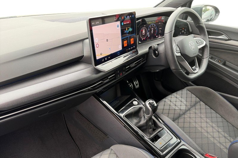 2025 (75) VOLKSWAGEN GOLF 1.5 TSI 150 R-Line 5dr 1