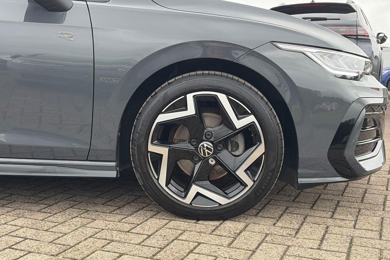 2025 (75) VOLKSWAGEN GOLF 1.5 TSI 150 R-Line 5dr 5765593