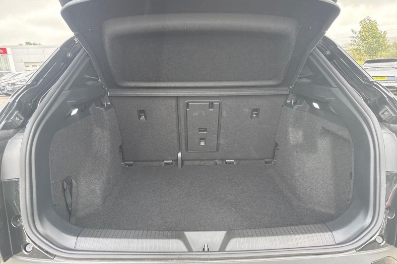 2026 (26) VOLKSWAGEN ID.4 210kW 4MOTION Match Pro 77kWh 5dr Auto 5795206