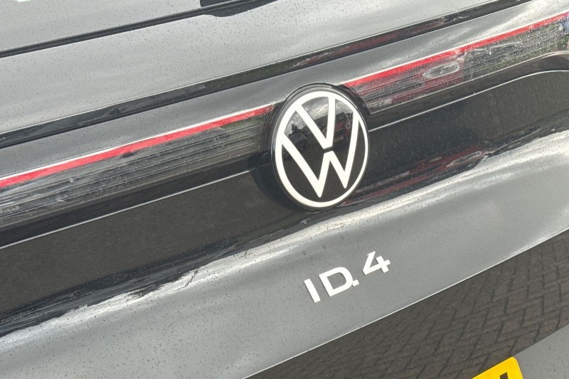2026 (26) VOLKSWAGEN ID.4 210kW 4MOTION Match Pro 77kWh 5dr Auto 5795212