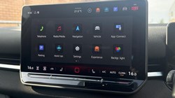 2026 (26) VOLKSWAGEN T-ROC 1.5 eTSI 150 Life 5dr DSG 5760478
