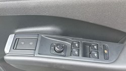 2026 (26) VOLKSWAGEN T-ROC 1.5 eTSI 150 Life 5dr DSG 5760470
