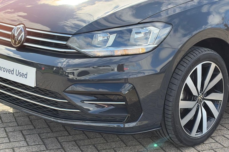 2023 (73) VOLKSWAGEN TOURAN 1.5 TSI EVO R-Line 5dr 5802447