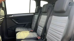 2023 (73) VOLKSWAGEN TOURAN 1.5 TSI EVO R-Line 5dr 5802421