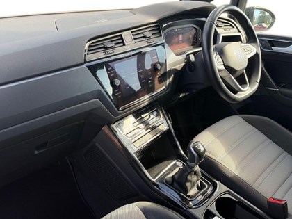 2023 (73) VOLKSWAGEN TOURAN 1.5 TSI EVO R-Line 5dr