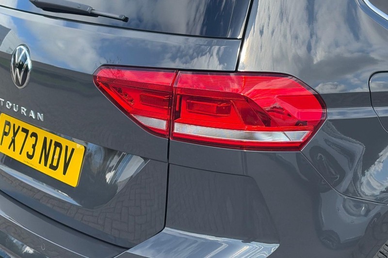 2023 (73) VOLKSWAGEN TOURAN 1.5 TSI EVO R-Line 5dr 5802450