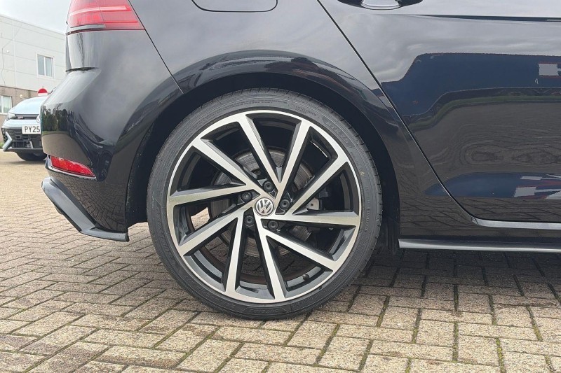 2019 (19) VOLKSWAGEN GOLF 2.0 TSI 300 R 5dr 4MOTION DSG 5831051