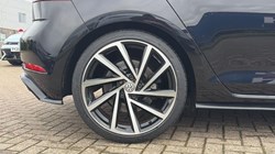 2019 (19) VOLKSWAGEN GOLF 2.0 TSI 300 R 5dr 4MOTION DSG 5831051