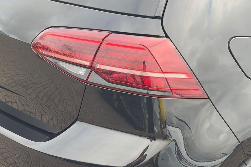 2019 (19) VOLKSWAGEN GOLF 2.0 TSI 300 R 5dr 4MOTION DSG 5831083