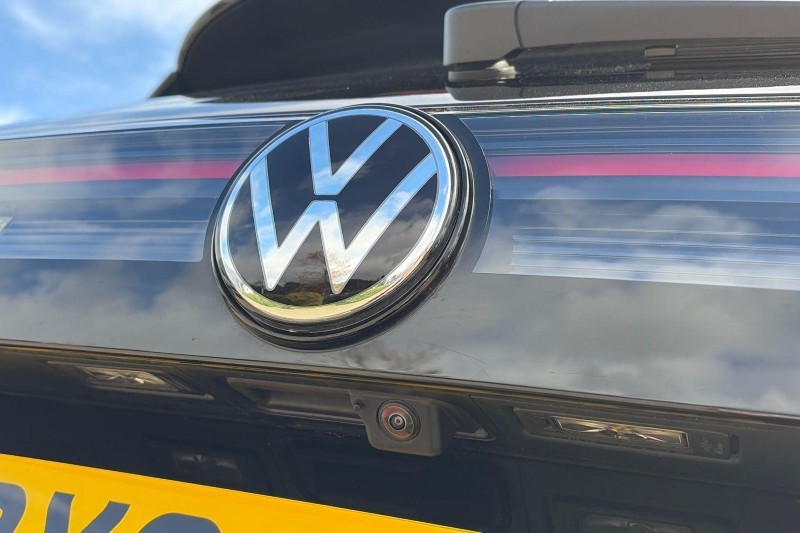 2026 (26) VOLKSWAGEN TIGUAN 1.5 TSI 272 eHybrid R-Line 5dr DSG 5795820