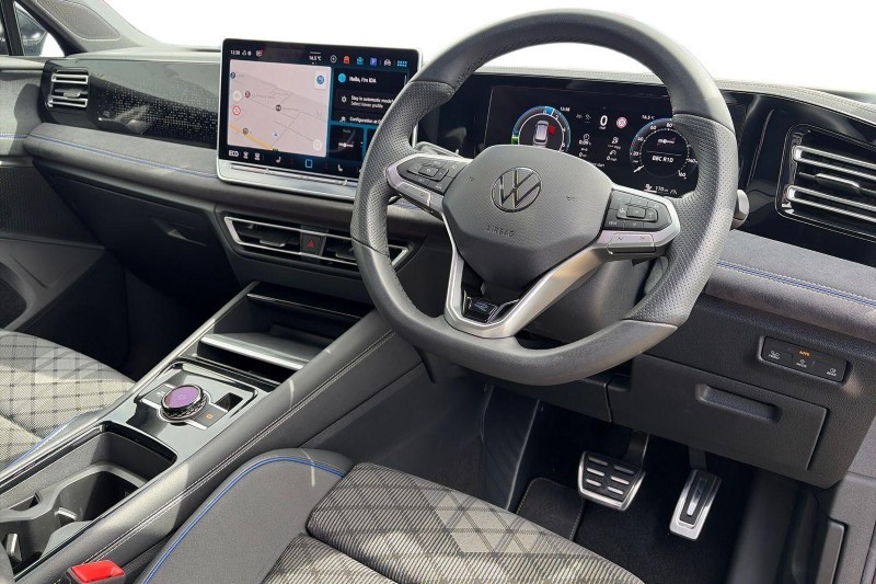 2026 (26) VOLKSWAGEN TIGUAN 1.5 TSI 272 eHybrid R-Line 5dr DSG 5795785