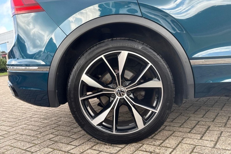 2024 (24) VOLKSWAGEN TIGUAN 2.0 TDI R-Line Edition 5dr DSG 5834204