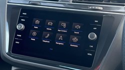 2024 (24) VOLKSWAGEN TIGUAN 2.0 TDI R-Line Edition 5dr DSG 5834222