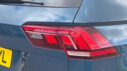 2024 (24) VOLKSWAGEN TIGUAN 2.0 TDI R-Line Edition 5dr DSG 5834235