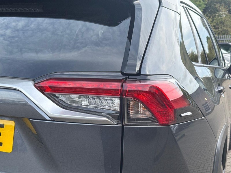 2022 (22) TOYOTA RAV4 2.5 VVT-i Hybrid Icon 5dr CVT 2WD 5861127